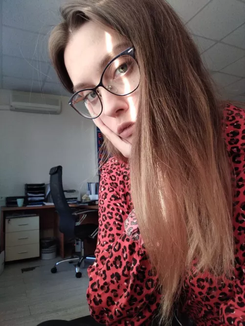 I'm bored at the office