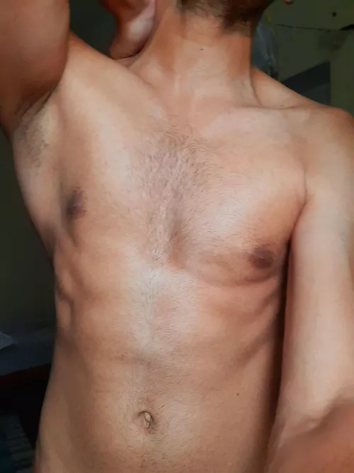 I've been getting lots of request of natural armpits, I guess this will do😈
