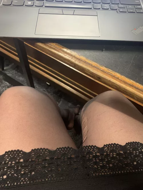 Ripped stockings @Sydney Uni lecture tonight