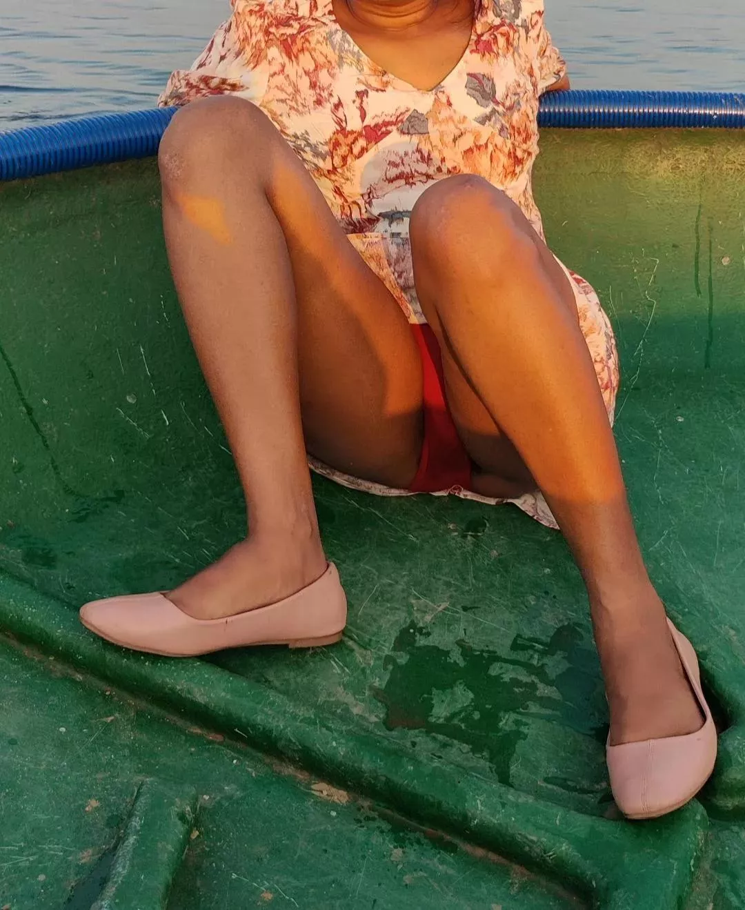 This the view boatman was having of my hotwife 😋