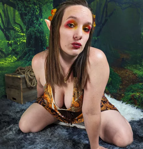 Who hasn't wanted to be an Autumn Elf? A quick cosplay I put together for the DnD elf subclass Eladrin