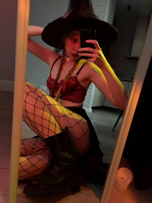 witchy outfit