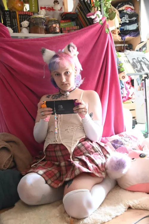 Would you fuck me while i play on my Switch ❣️