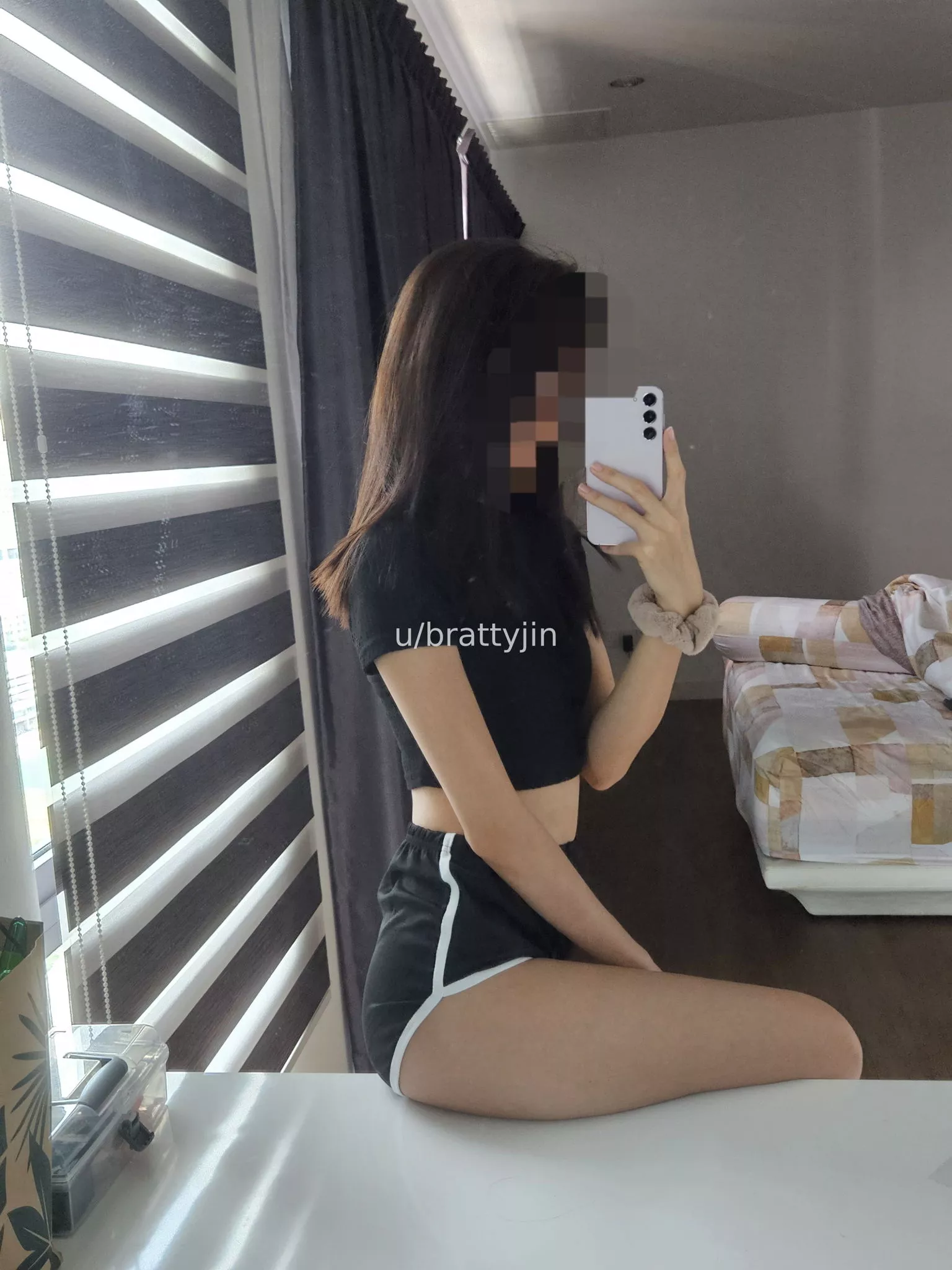 amateur asian girl here ~ teach me how to pose?