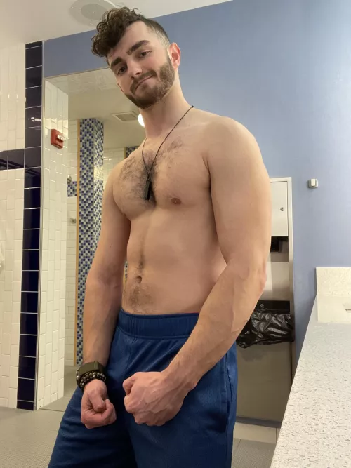 Any bros looking for a gym buddy?