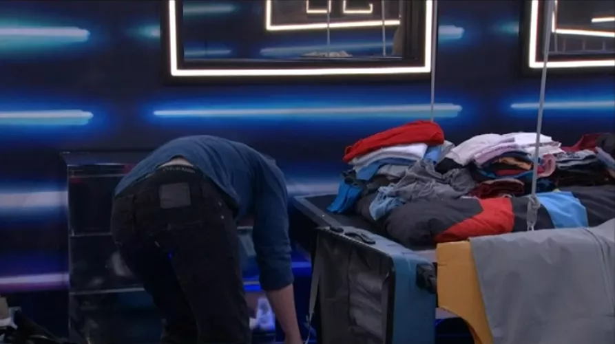 BB25 Cory on livefeeds