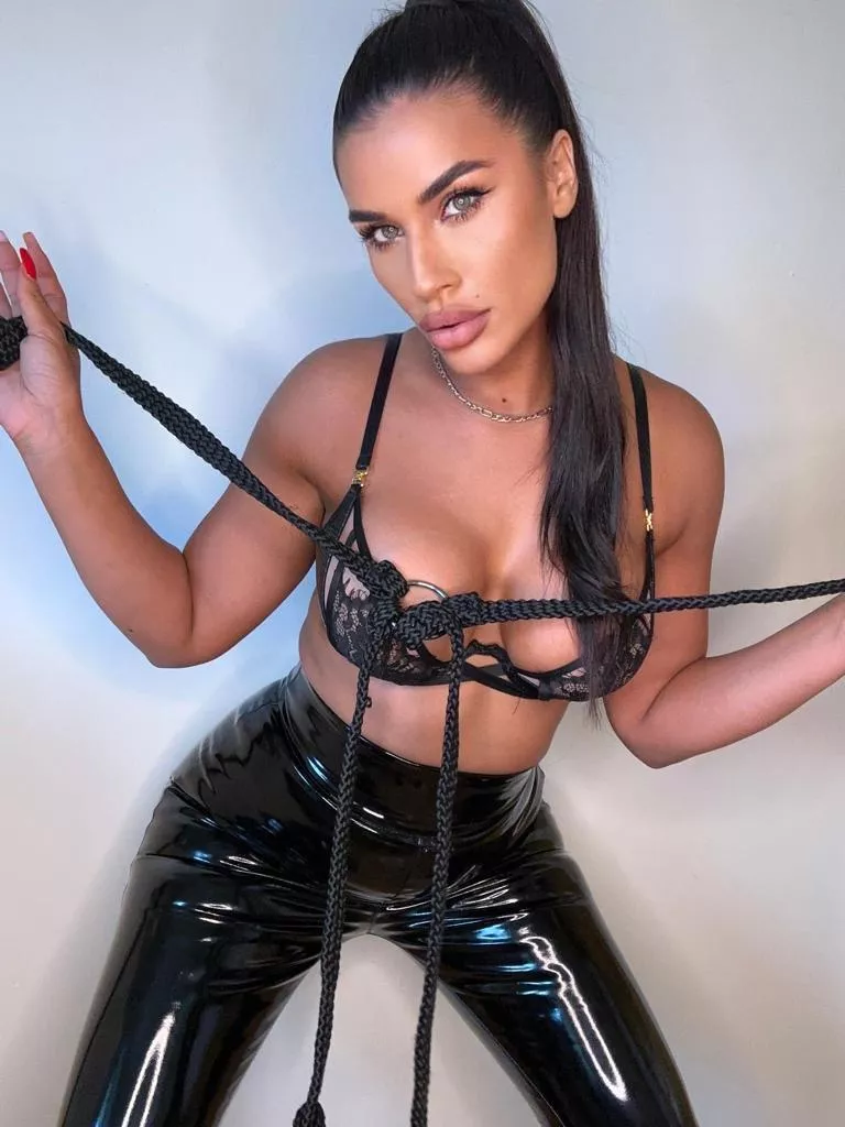 Come here, come to mommy