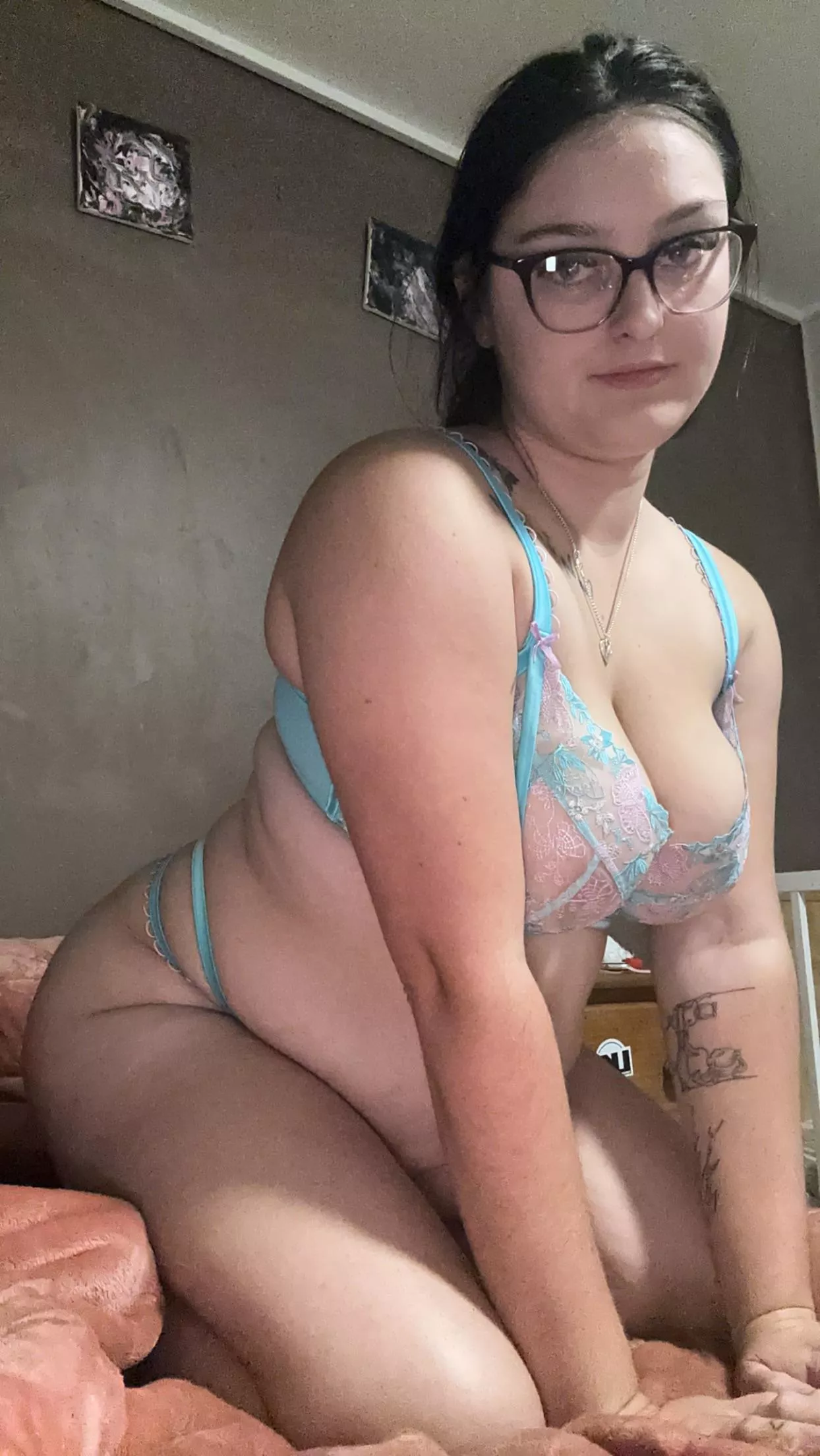 Do you like my top?🫣