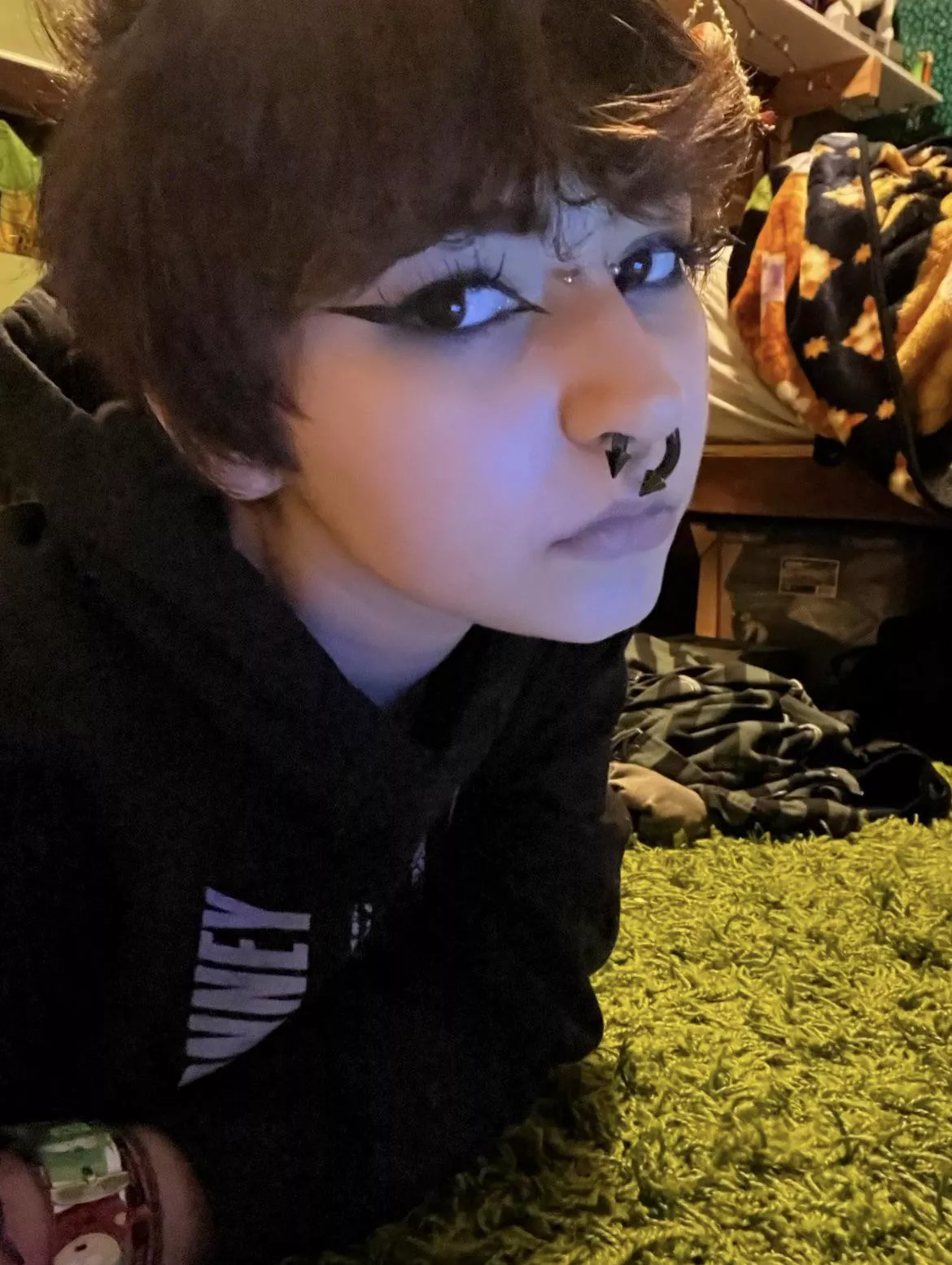 don’t really wear makeup, how do i look?