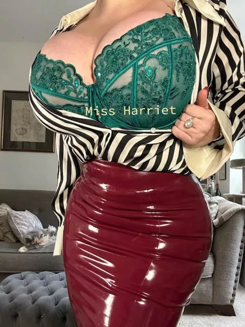 Everyone’s left the office, let me show you something!