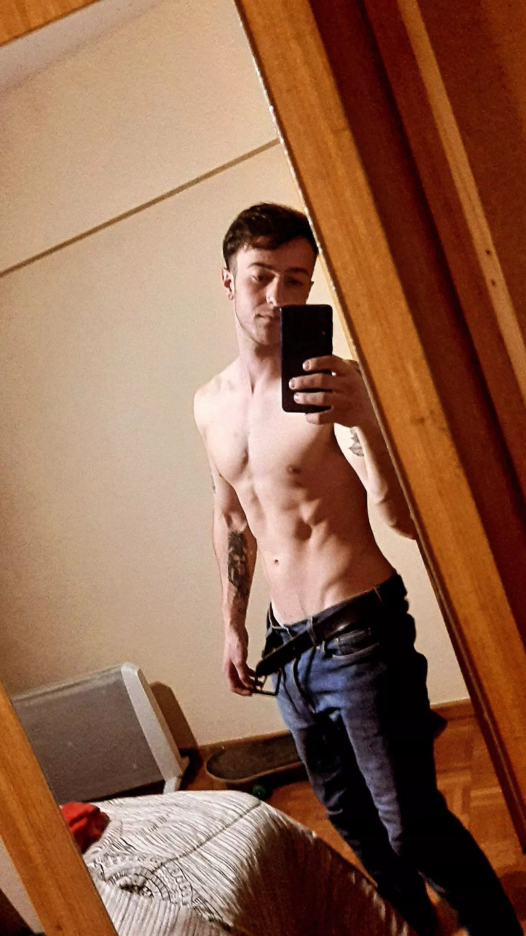 I don't know if you will like this pic since I'm not naked