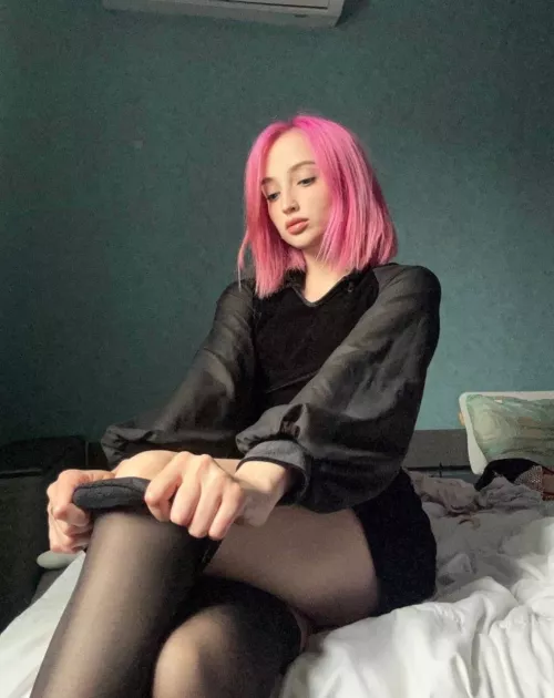 POV: We just met in the bar and I’m undressing at your place