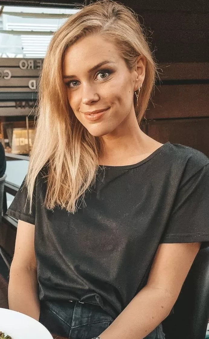 Stephanie bendixsen aussie beauty