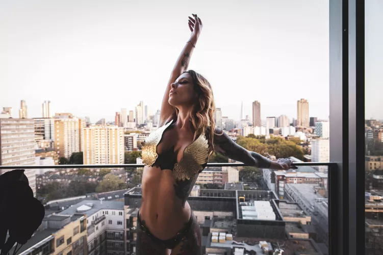 Come close... You can smell the leather😈