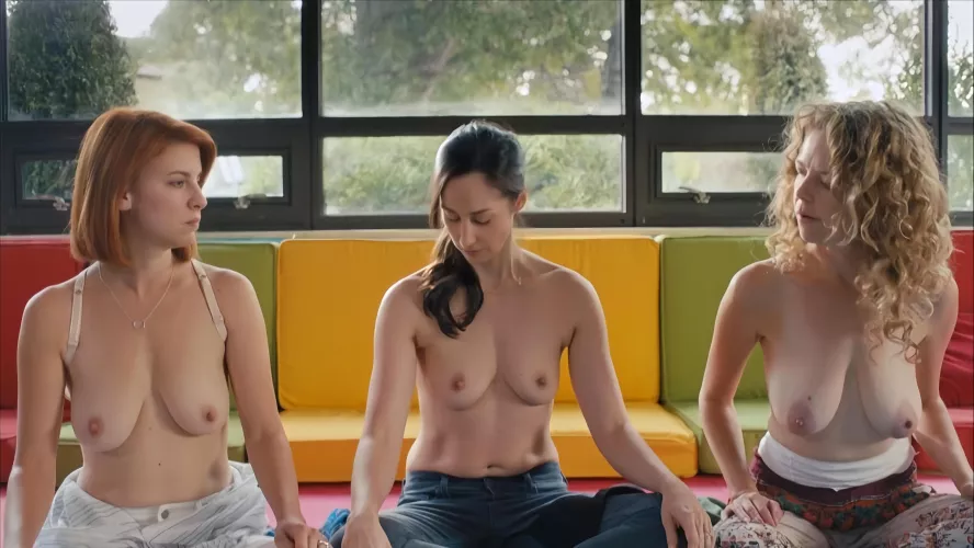 Dani Kind, Catherine Reitman , and Juno Rinaldi