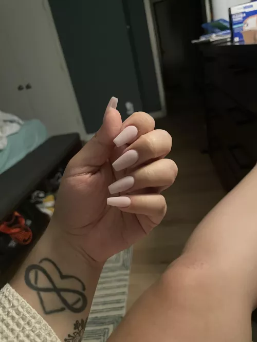 Fresh nails 🥰