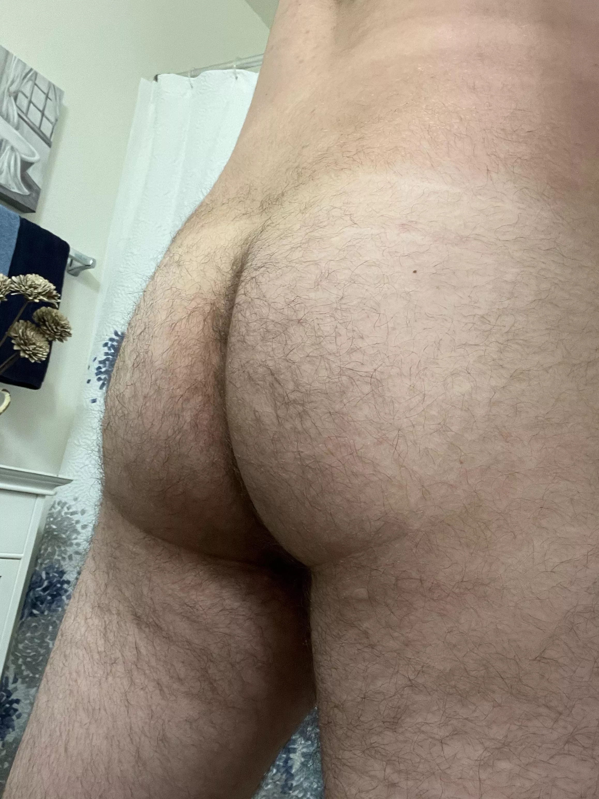 i like posting here on Reddit…buttt i also post other places too 😏😈
