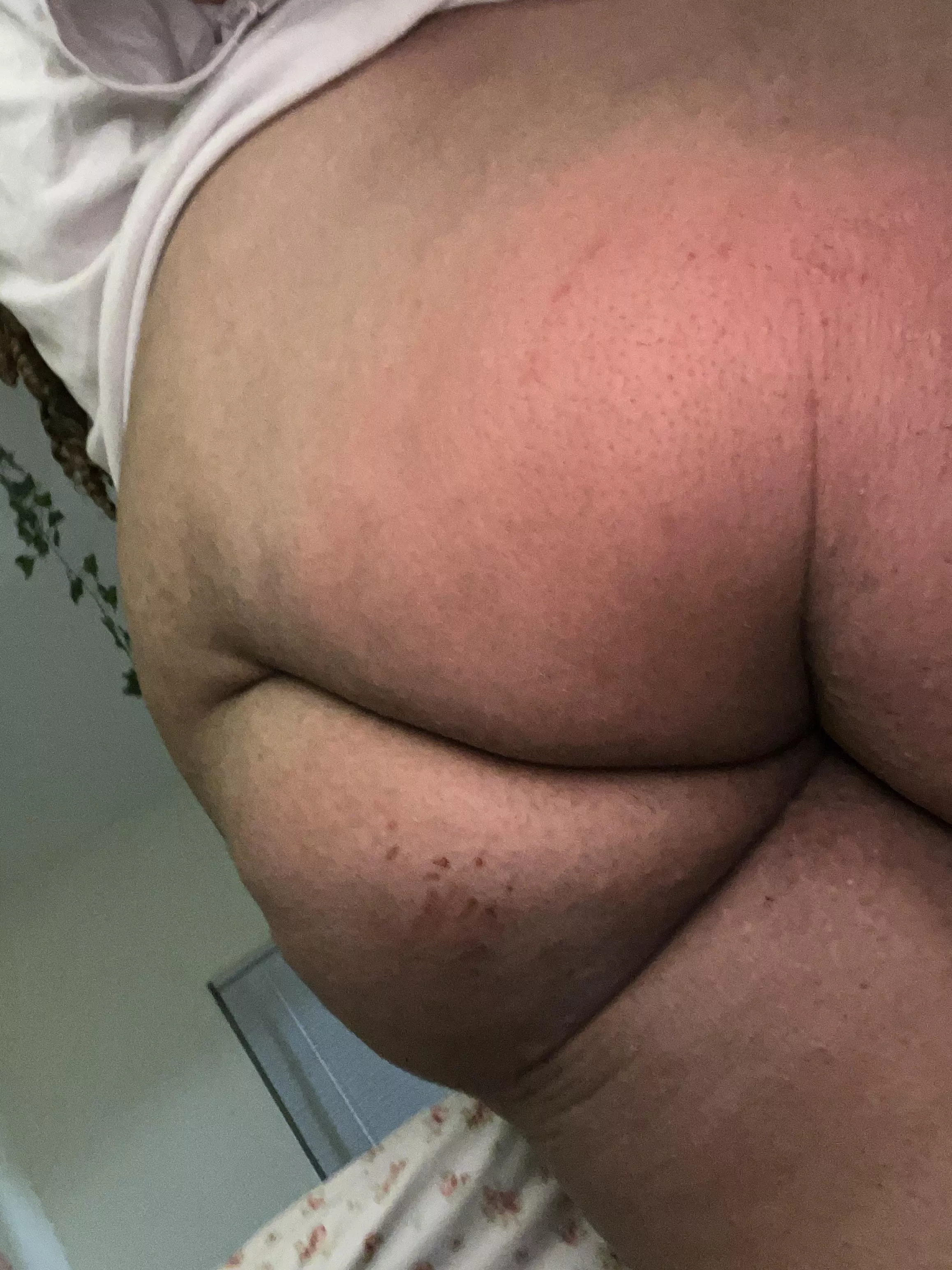 i need my bottom spanked instead of doing it myself !