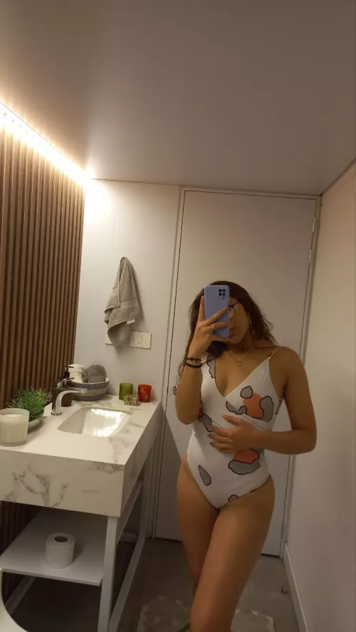 i will slap you in face and then spit on you JUST FOR FUN hahahaha [domme]