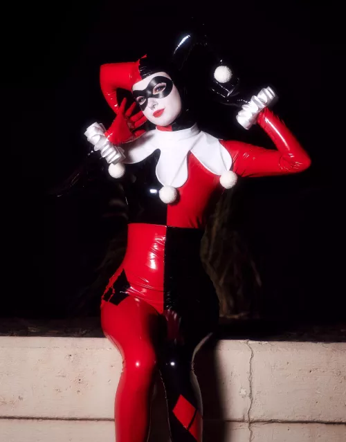 My classic Harley Quinn cosplay from Batman: The Animated Series!