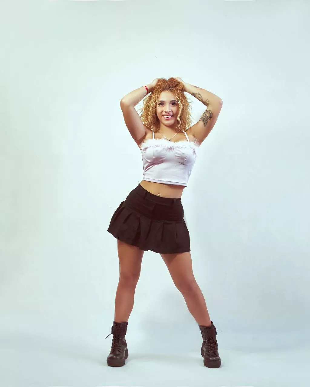 someone told me I look great in these boots