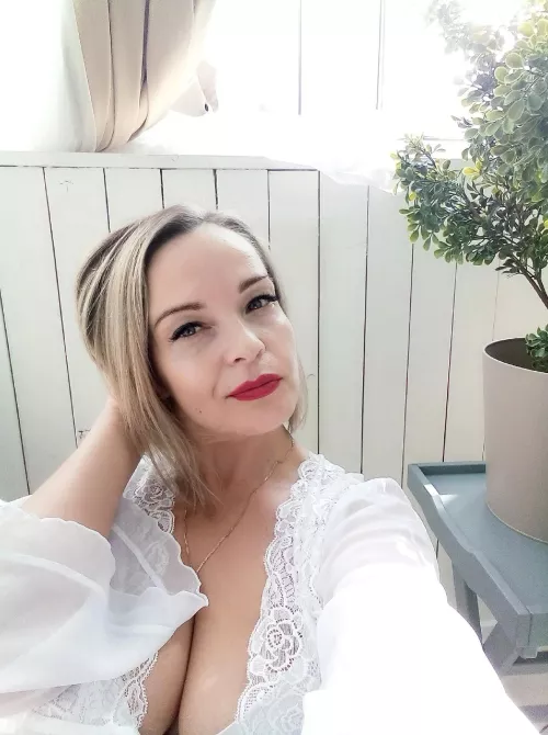 This mom is not too old to play with 😘