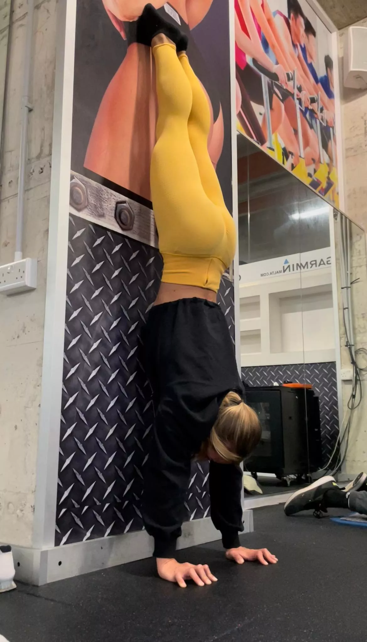 Upside down vibes 🤸‍♀️