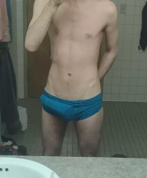 Very well endowed skinny teen looking to compare