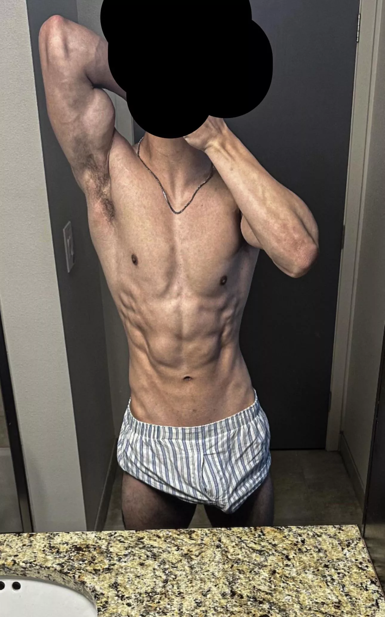 What do you like about V? 👀