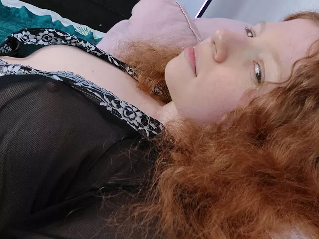 You know what you want to do... 😉 Live now! (@molly_redhead) [chaturbate]