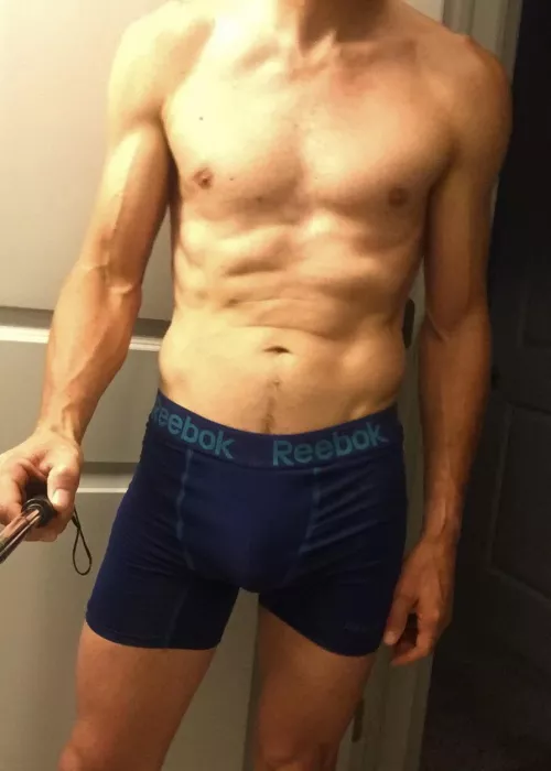 [42] Little workout, now shower time