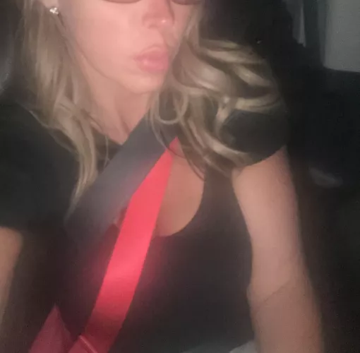 42 year old wife, mom and freak