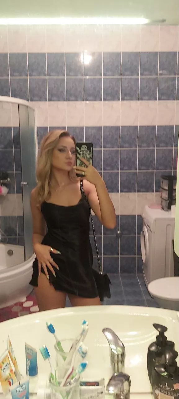 am i too young to be a totalbabe? 18f