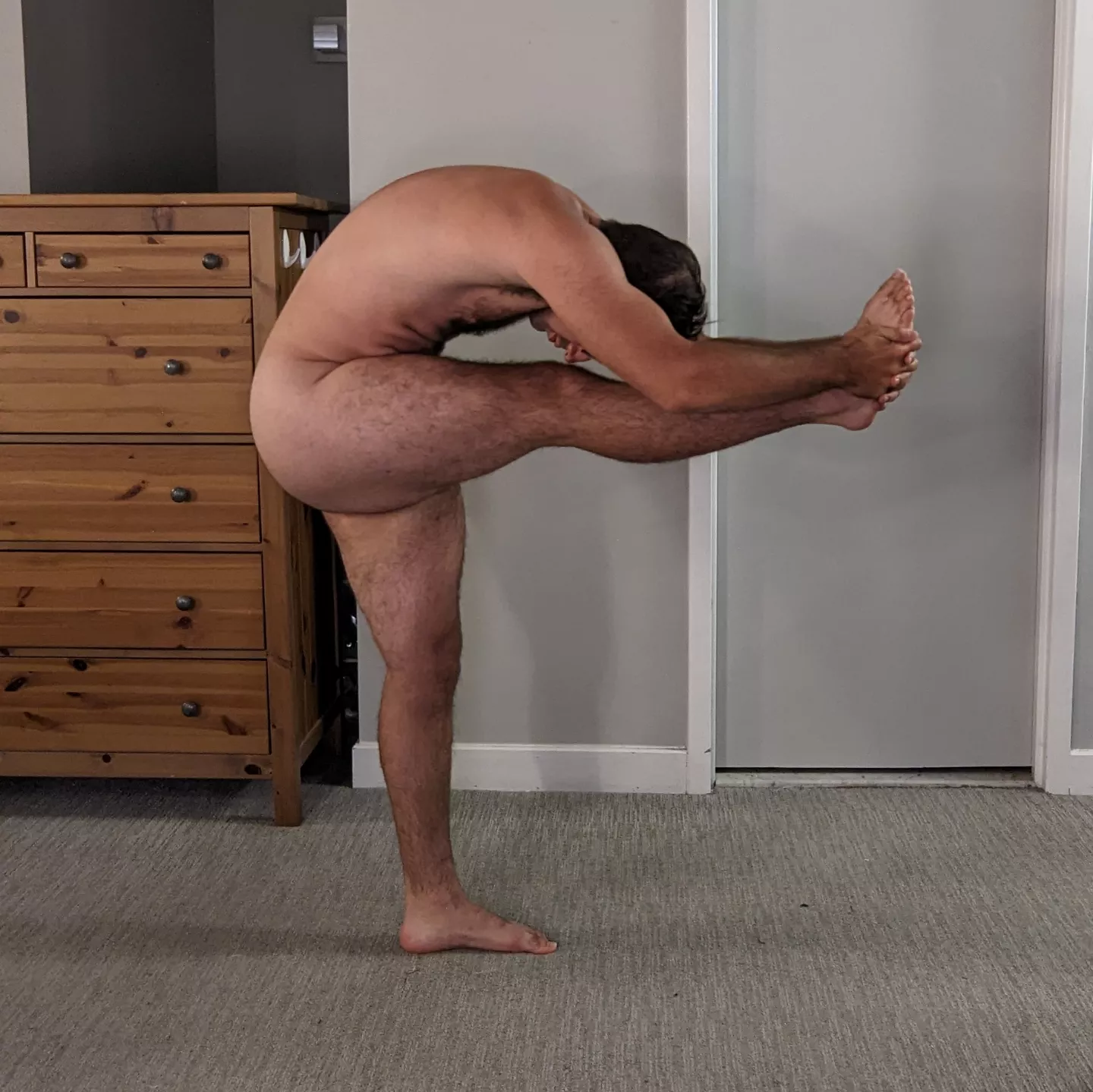 dandayamana janushirasana (yoga)