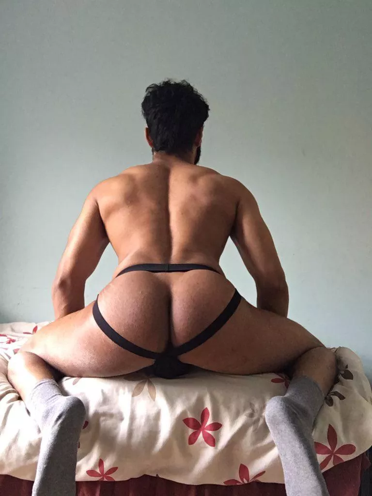 Do you like muscular guys?