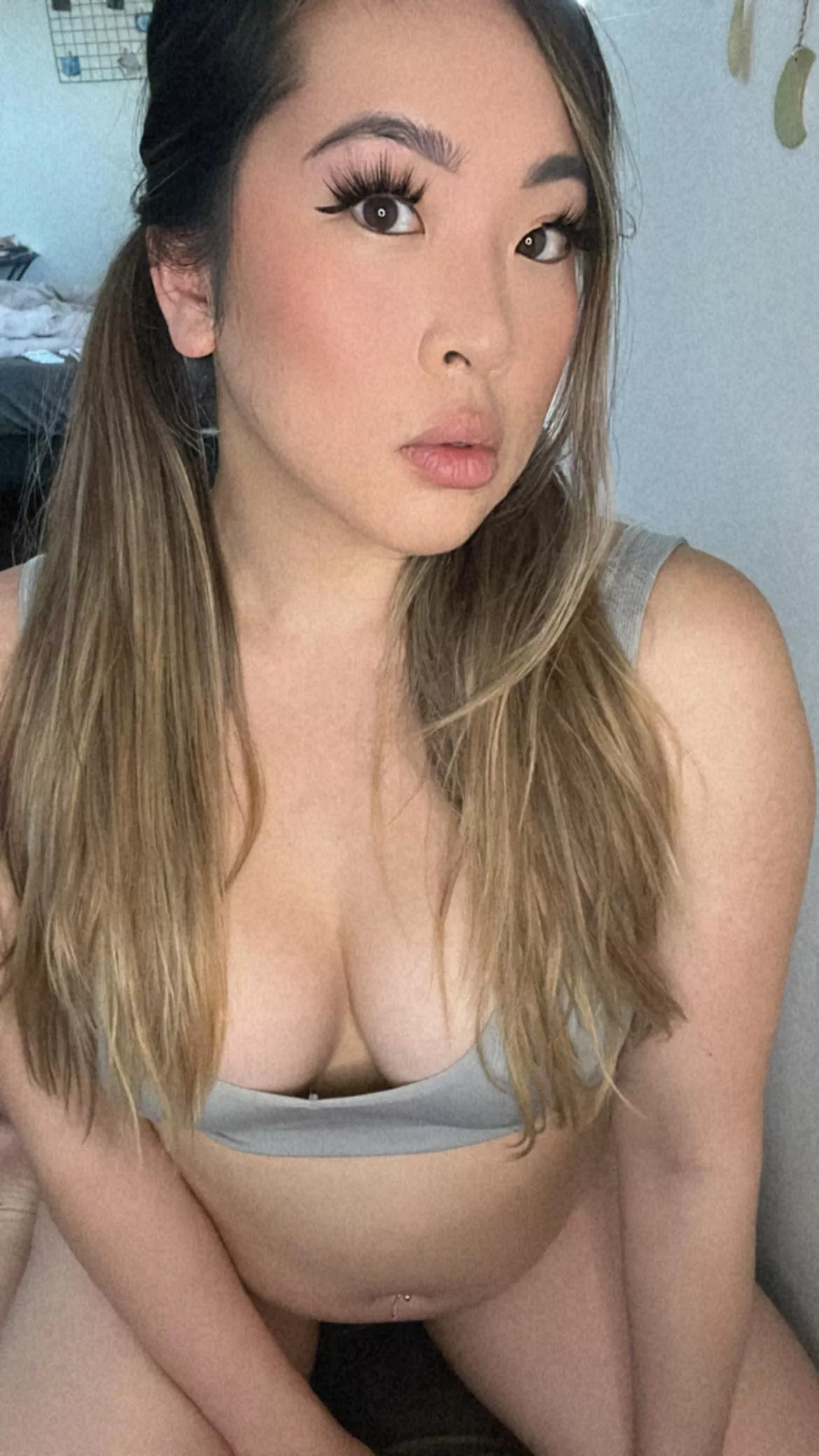 Do you like my pigtails? ^_^