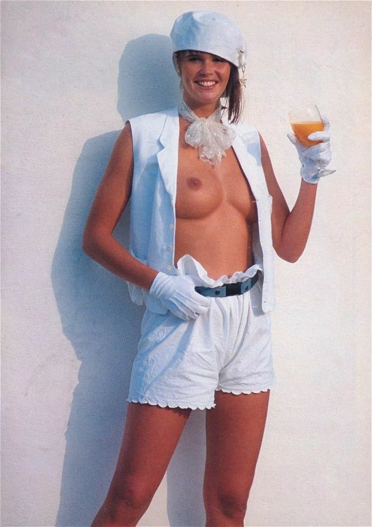 Elle Macpherson 1984