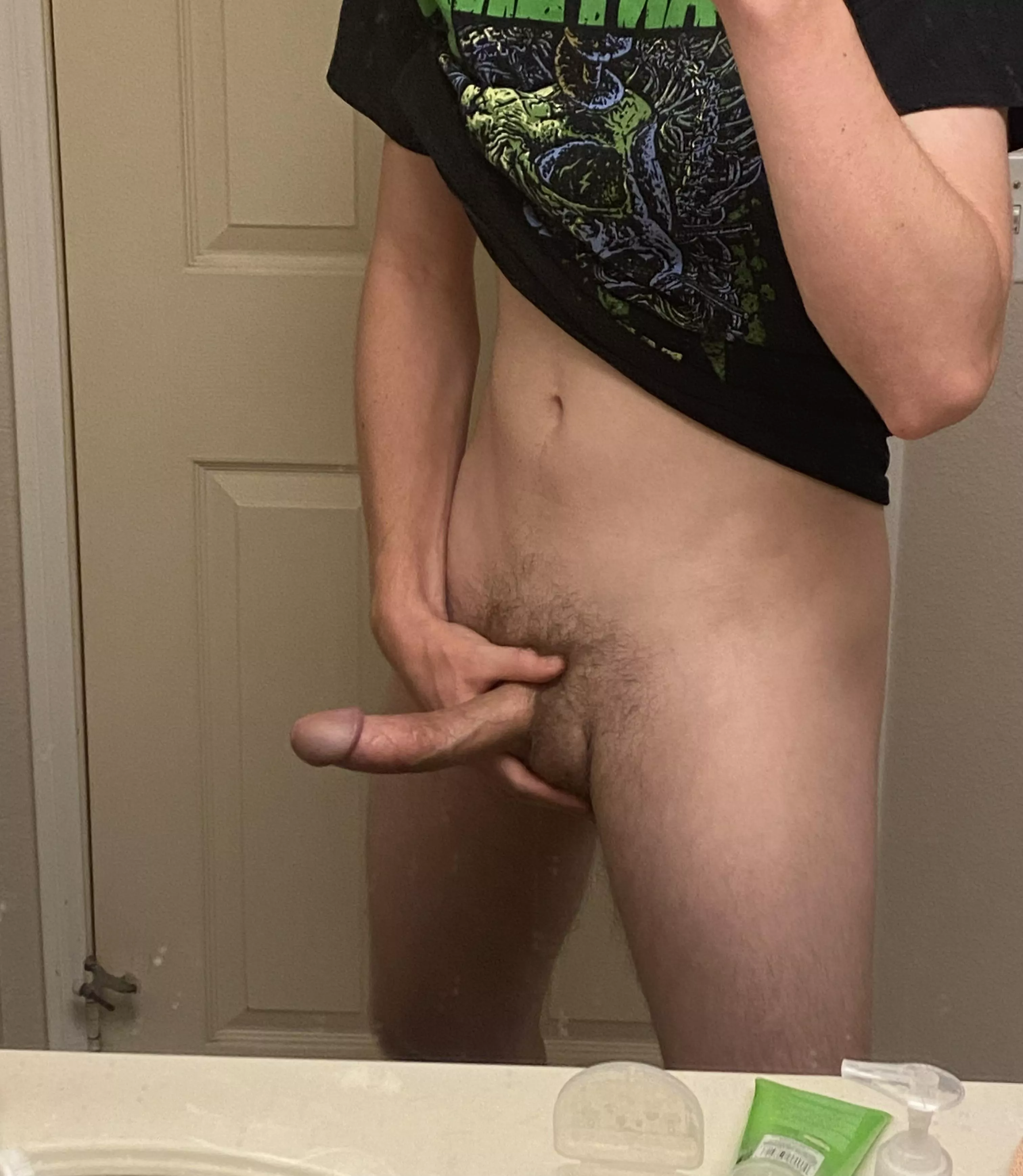 How’s my cock for a skinny guy? DMs open