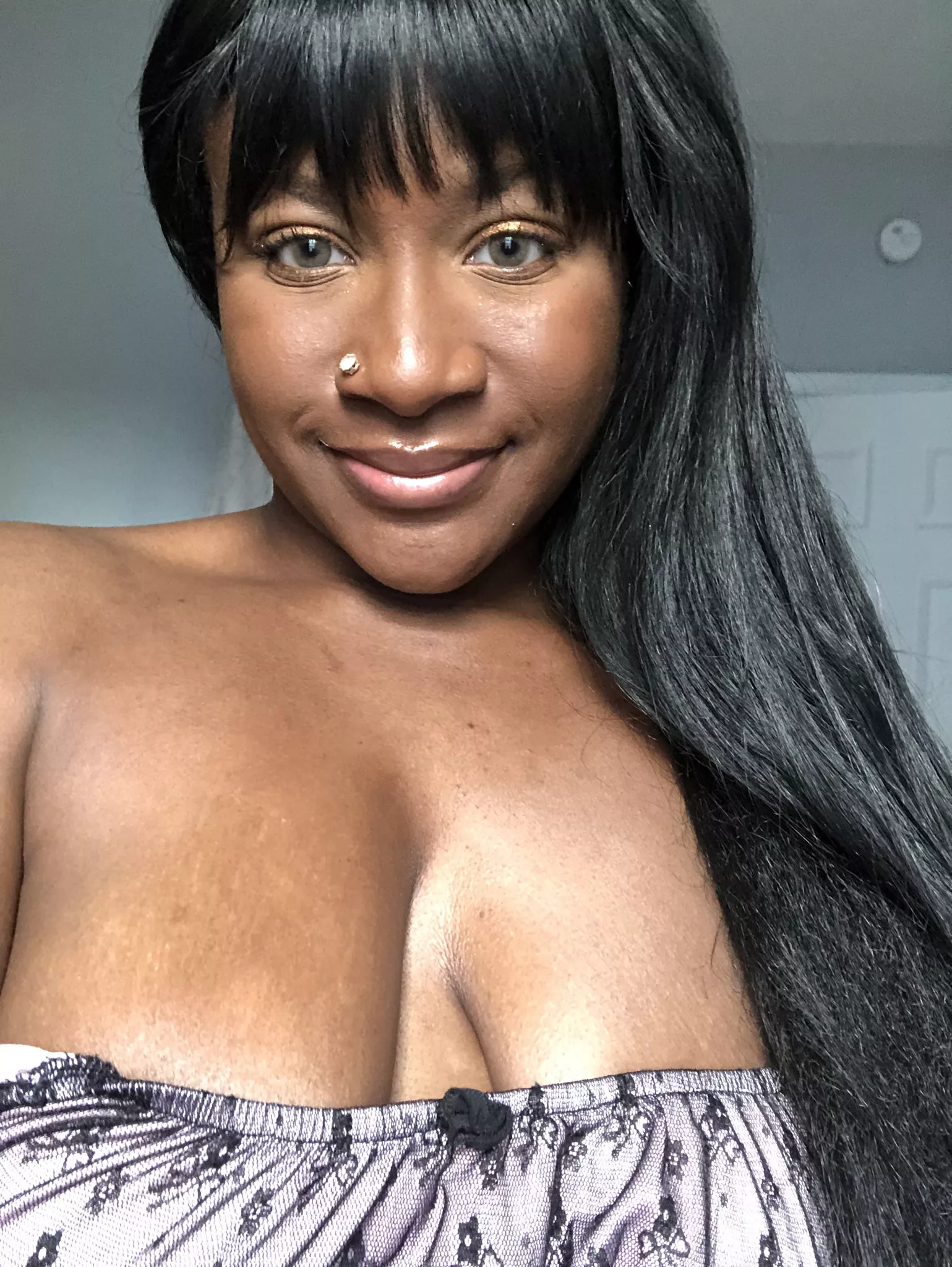 My holes need your attention