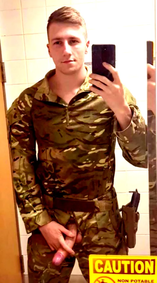 Oh Wow - THANK YOU for your selfie. ♂️🍆😋