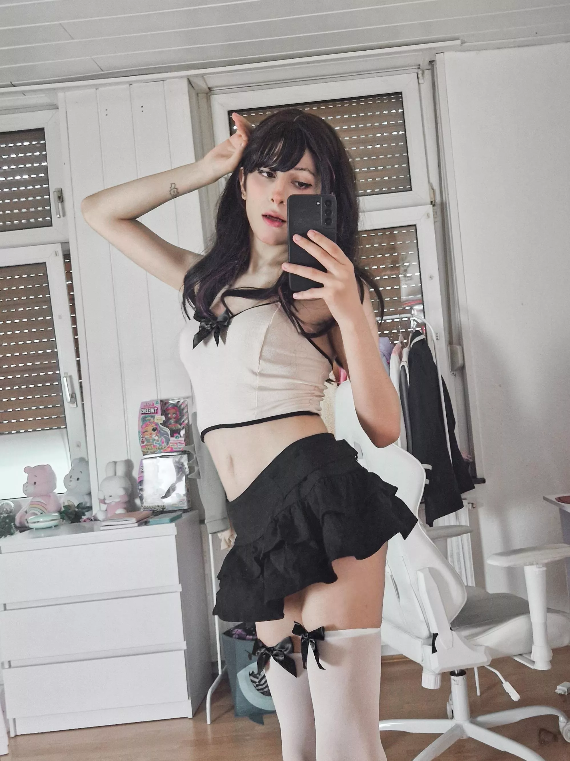 Rate my outfit from 1-10? :o