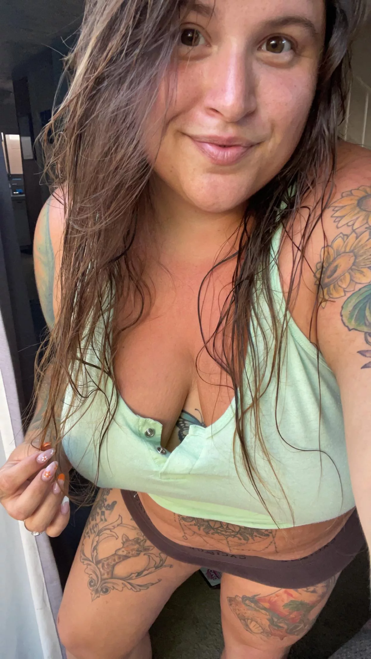 Sunday funday with your favorite tatted bbw milf!