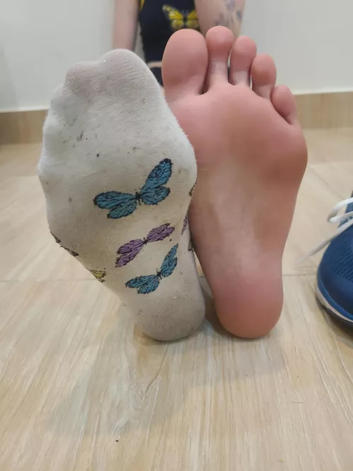 You're so desperate for my feet.. at least it's entertaining