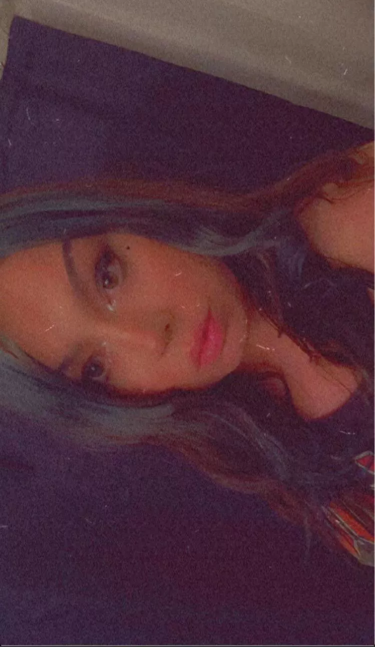 am i a pretty sissy 🥺