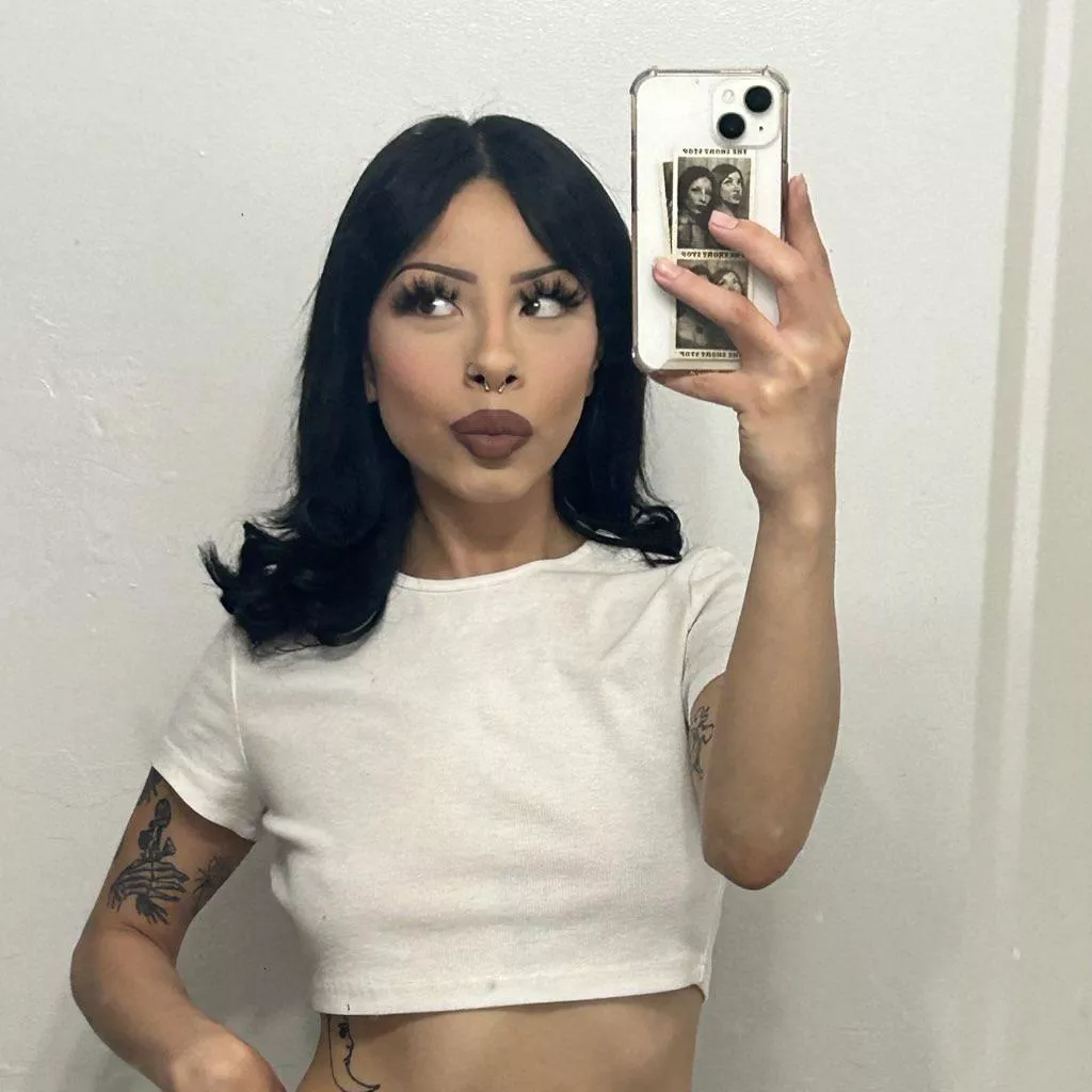 fem enough? 🥺 (26 mtf)