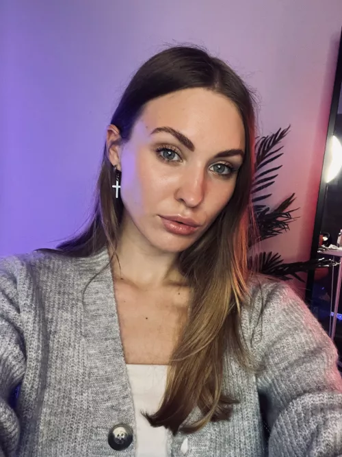 I'm horny today, I need your help