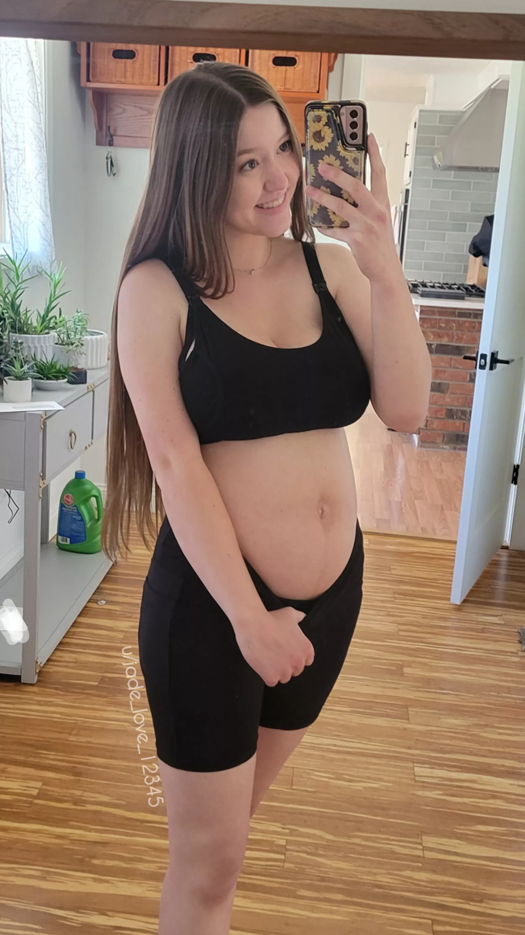Is my body still sexy 4 days after having a baby?