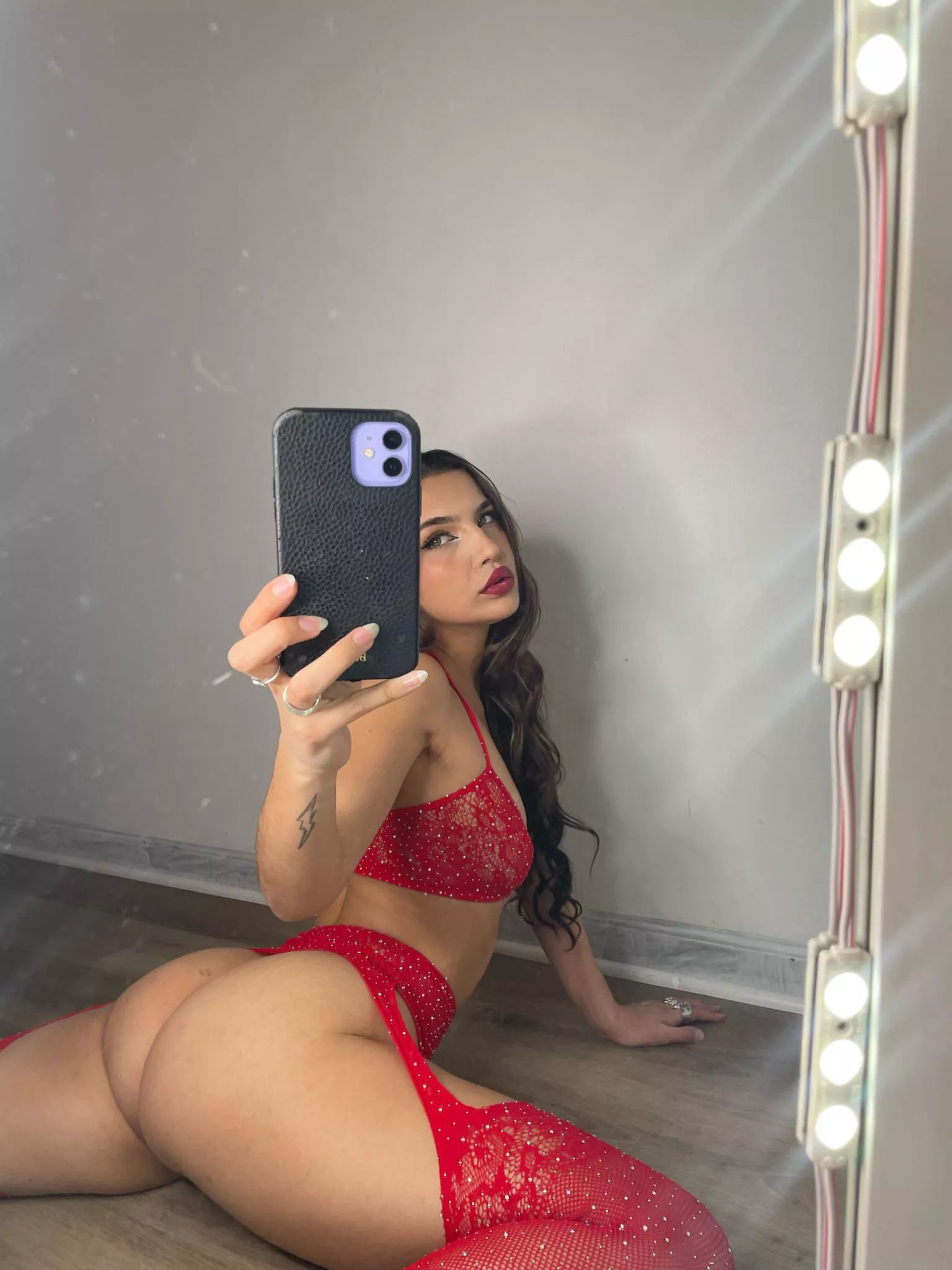 Latinas have the biggest thighs