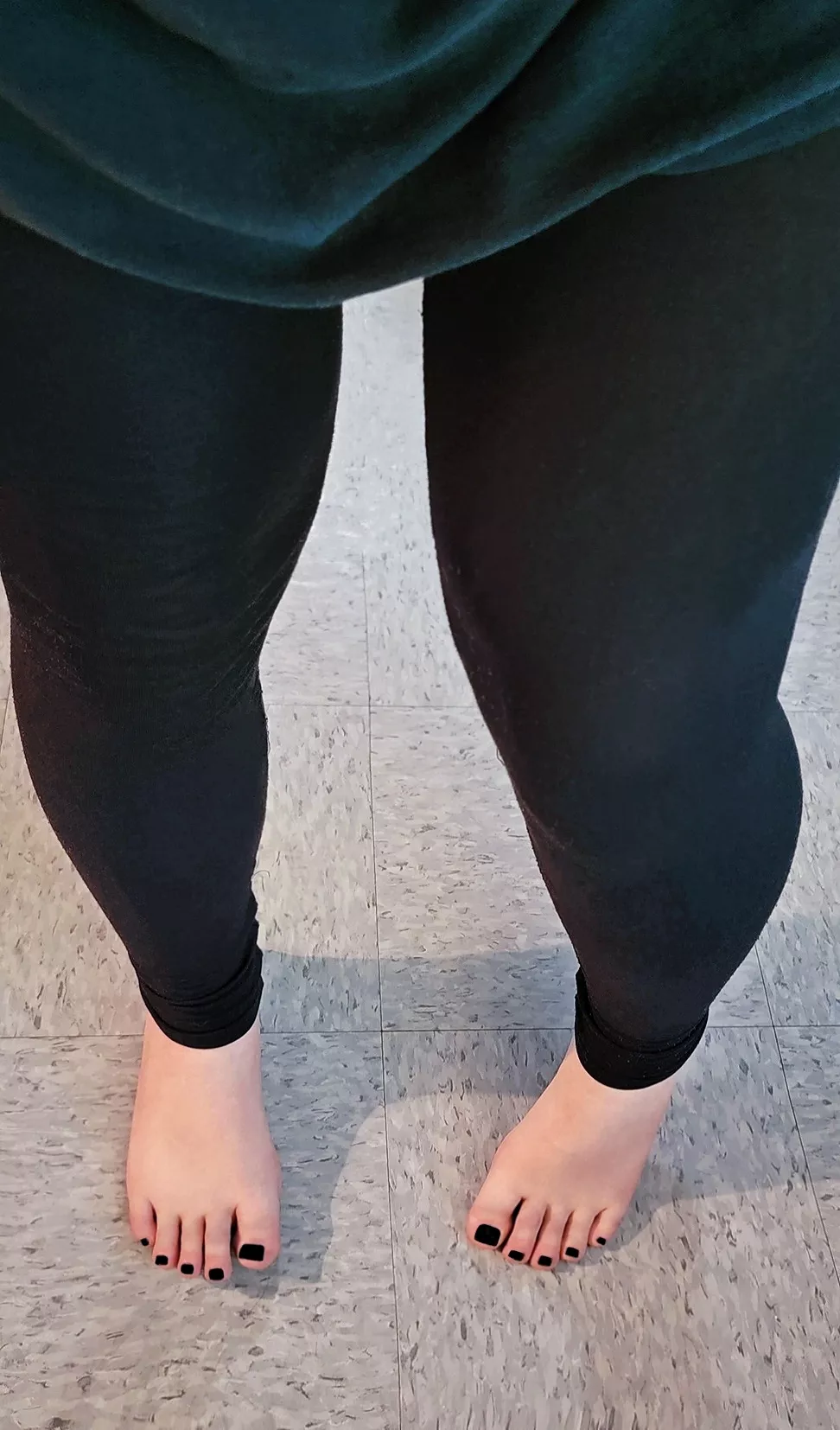 No jewelry this time.💕