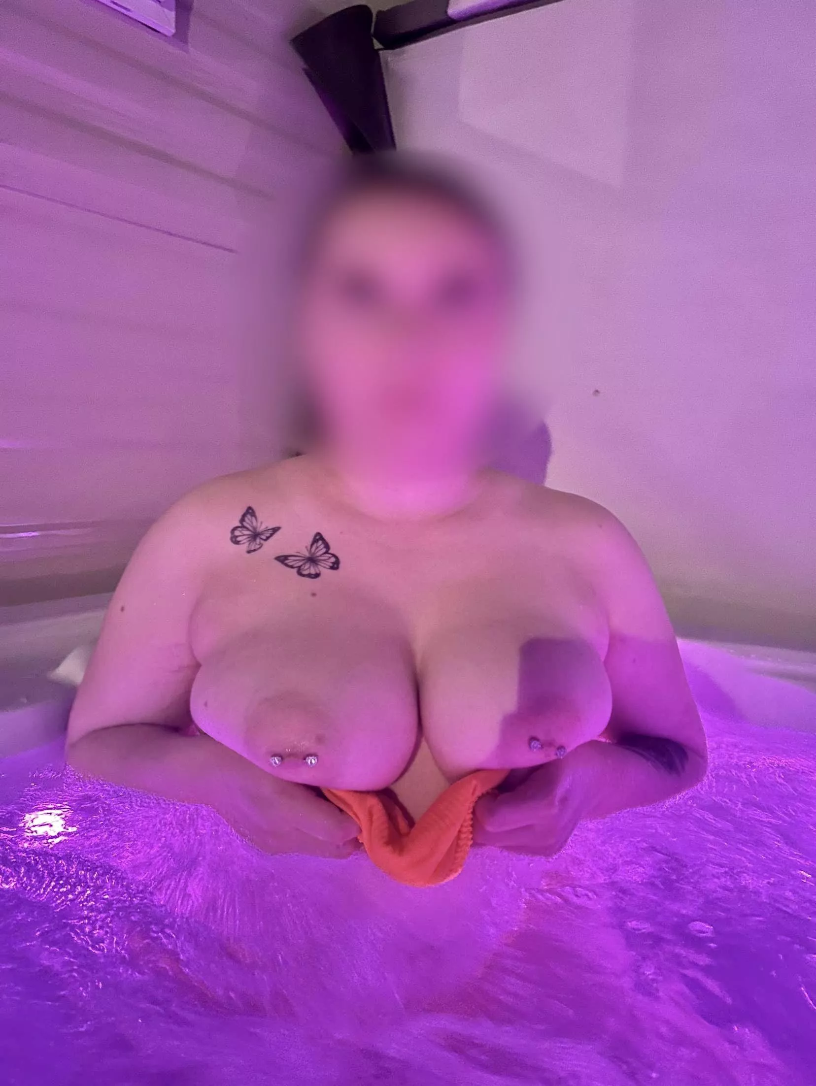 Pierced girls are the best girlfriends